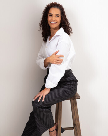 RENATA BARRETO — 6