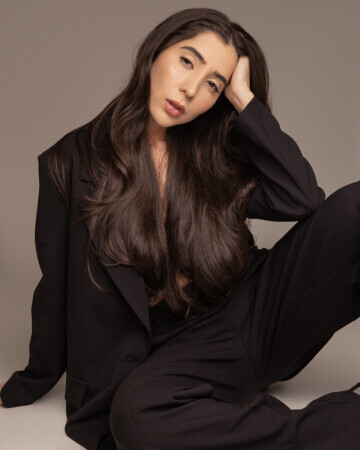 KALWANE ESMERALDINO — 2