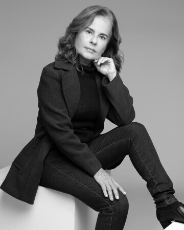 CINTIA CANDIDO — 4