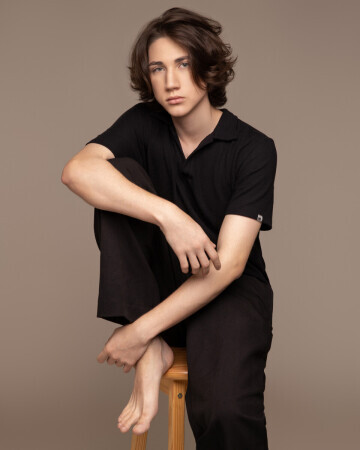 LIAM FERNANDES — 1