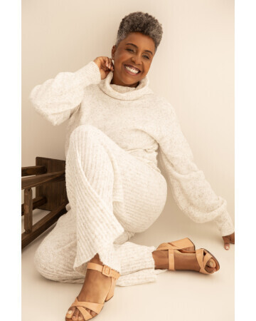 KELLY RODRIGUES — 2