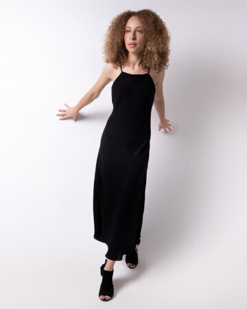 BEATRIZ ANDRADE — 4