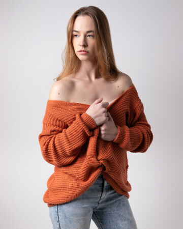 Thamara Halushuk — 6