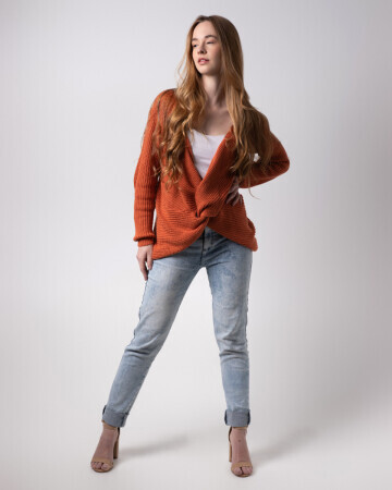 Thamara Halushuk — 7