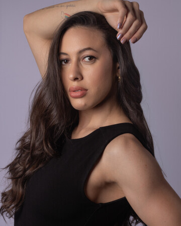 ISIS NASCIMENTO — 2