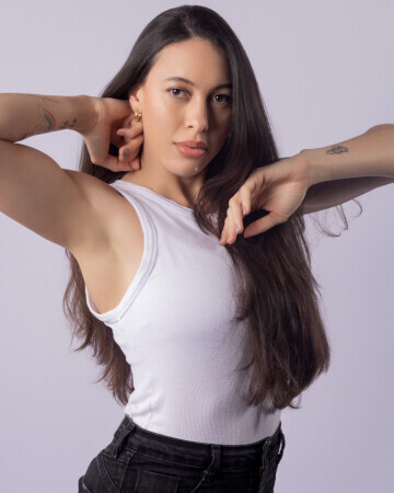 ISIS NASCIMENTO — 4