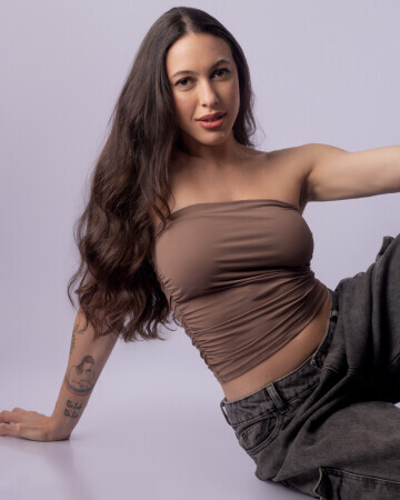 ISIS NASCIMENTO — 6