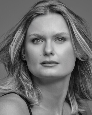 ANDRESSA SCHUCHARDT — 1