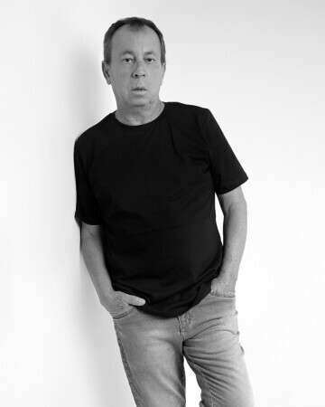 CARLOS ROBERTO — 2