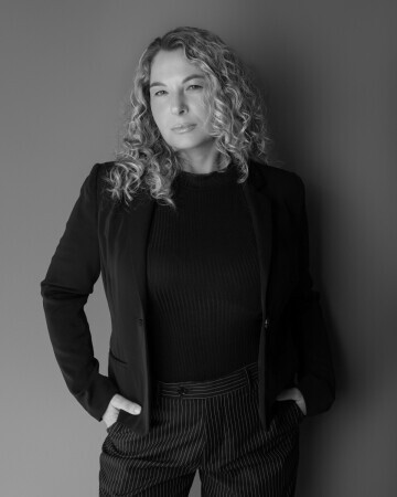 SUZANA DAL CAROBO — 5