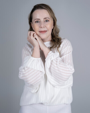 PATRICIA COUTINHO — 2