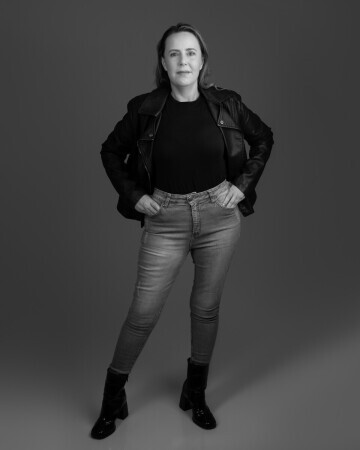 PATRICIA COUTINHO — 4