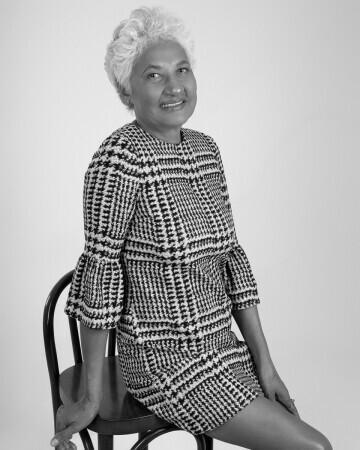 IOLANDA OHLWEILER — 5