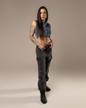 THAIANE VIECILI — 1