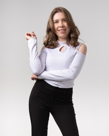 MARIELY ALMEIDA — 6