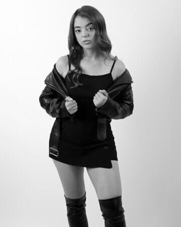 TAINÁ ANDRADE — 6