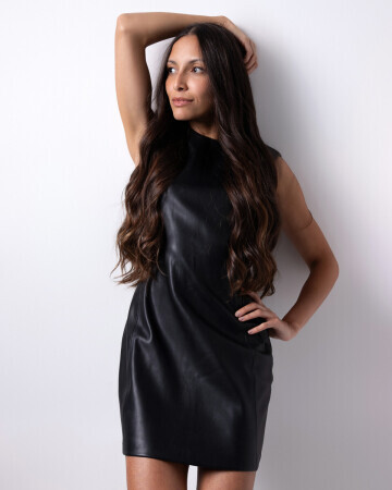 THAIS NASCIMENTO — 4