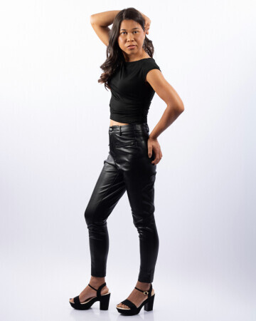 SAMICA OLIVEIRA — 5