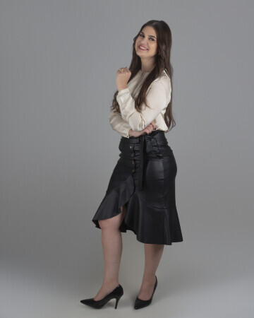 VANESSA SILVEIRA — 2