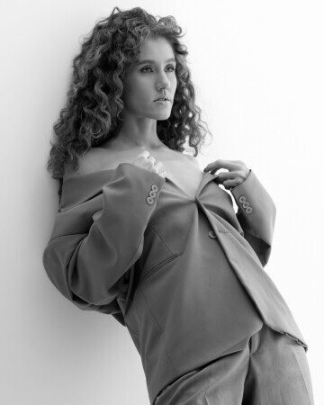 ANAYA DE OLIVEIRA MARTINS — 1