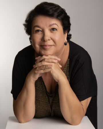 TANIA TEIXEIRA — 6