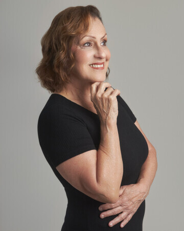 MARCIA MENEGOTTO — 2