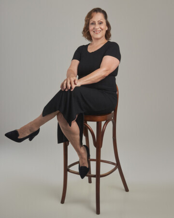 MARCIA MENEGOTTO — 6