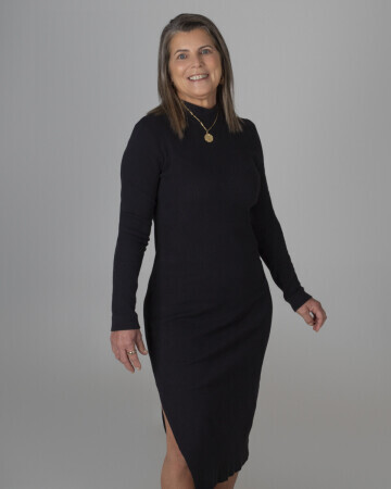 MARIA ANDREA ANTUNES DA CUNHA — 3