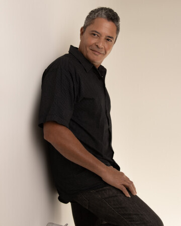 GILBERTO TORNES — 4