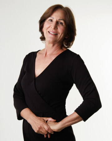 BETE ESPINDOLA — 1