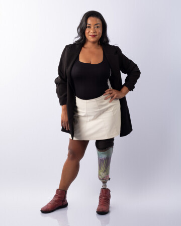 ALESSANDRA SANTOS — 1