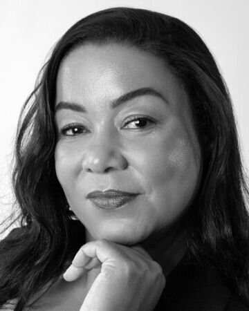 ALESSANDRA SANTOS — 6