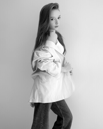 LUIZA MONTEIRO — 4