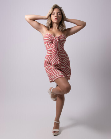 JULIA FERREIRA — 4