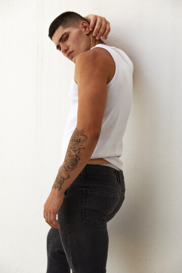 LEANDRO CHAVES — 2