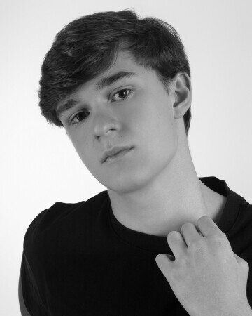 LEONARDO MARQUEZAN — 5