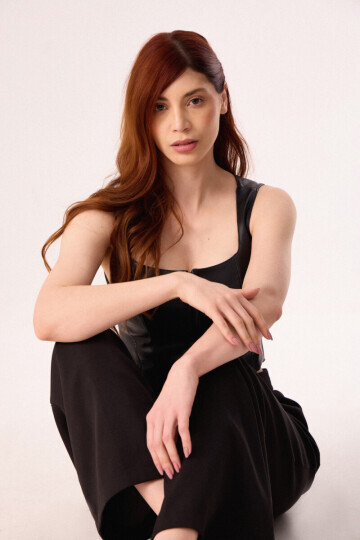 MARESSA VILELA — 5