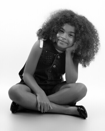 VALENTINA GOMES — 6