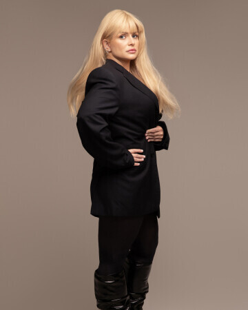 LUDMILA CAPUZZO — 3