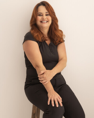 REGIANE RIBEIRO — 1