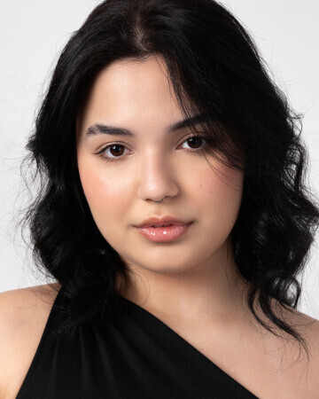 NATHALIA GALHUMI — 3