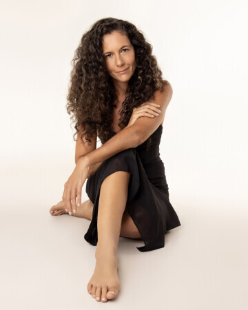 CINTHIA CREATINI — 3