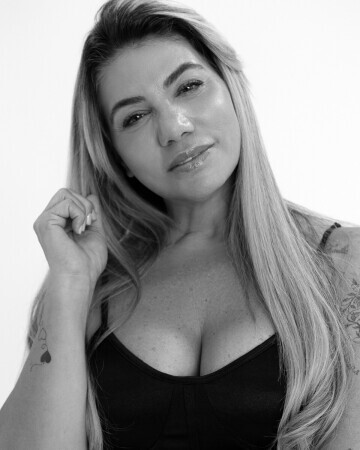 PRISCILA LOPES — 2