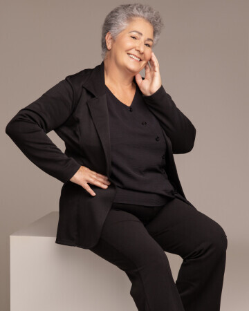 HELENA ESPINDOLA — 4