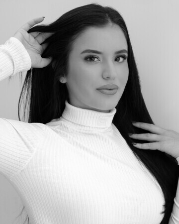 MALU ESPINDOLA — 1