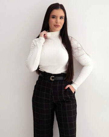 MALU ESPINDOLA — 3