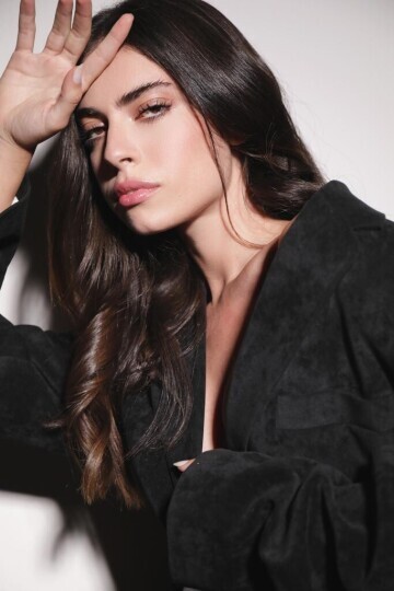 BEATRIZ CAVALCANTI — 1