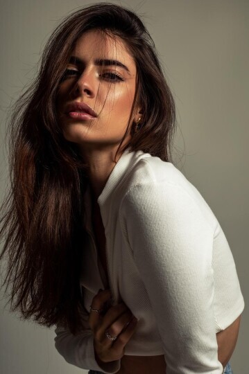 BEATRIZ CAVALCANTI — 2