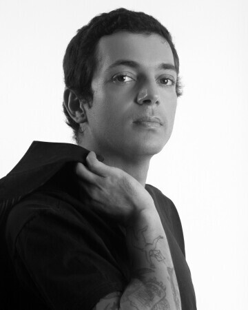 DOUGLAS REZENDE — 4