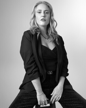 LUCIANA GOUVEIA — 6